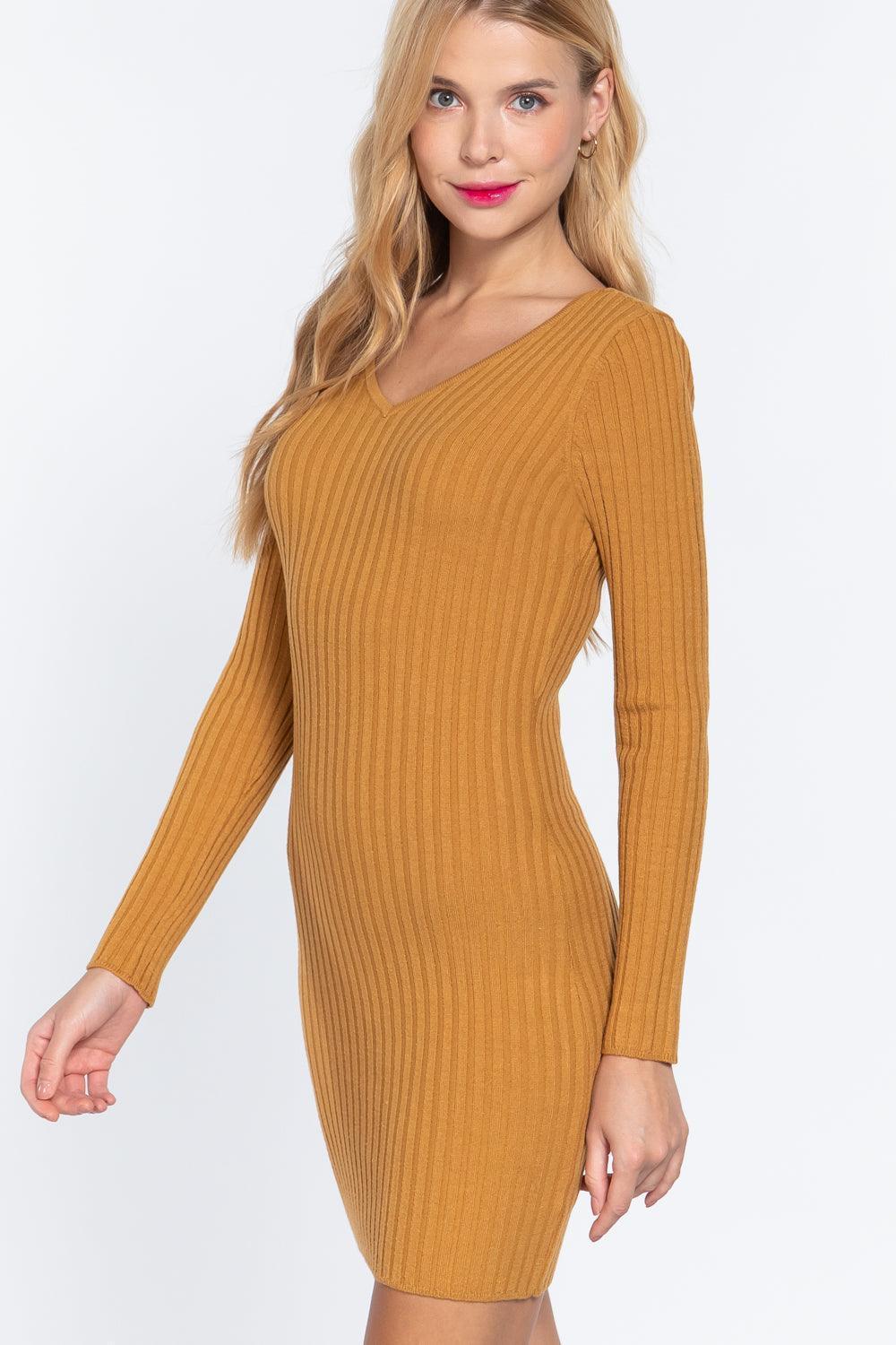 Robe pull courte à manches longues et col en V