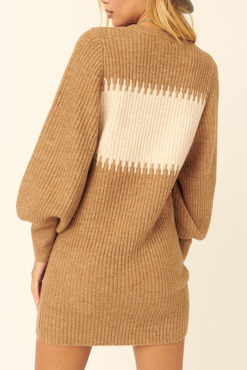 Robe pull courte à manches longues en tricot côtelé