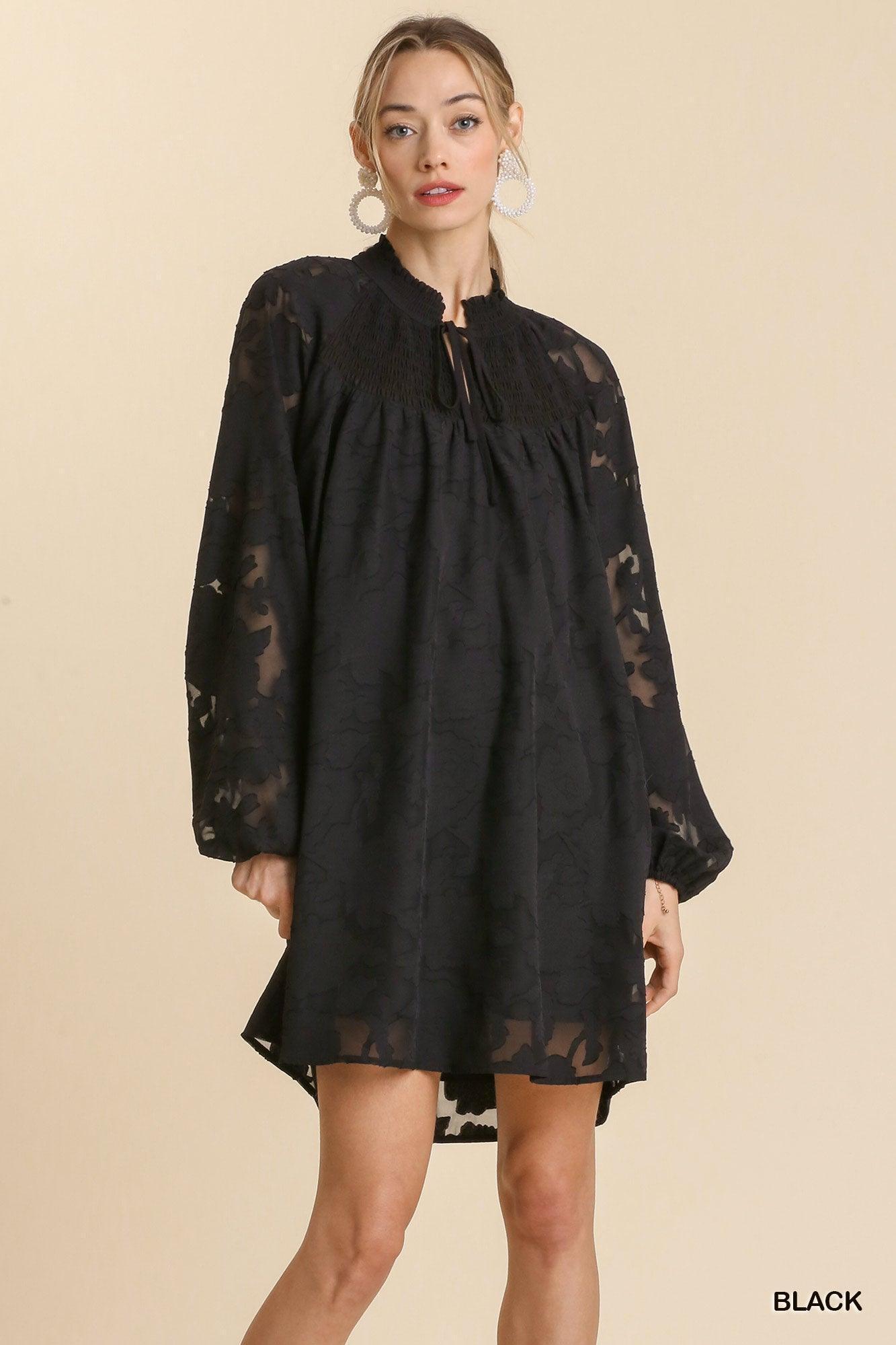 Vestido corto de manga larga raglán de jacquard