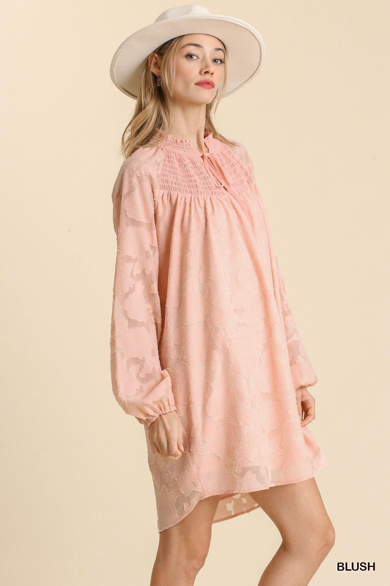Vestido corto de manga larga raglán de jacquard
