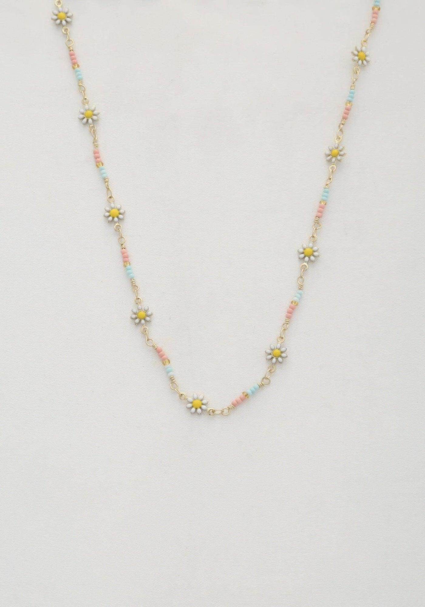 Collier de perles de fleurs