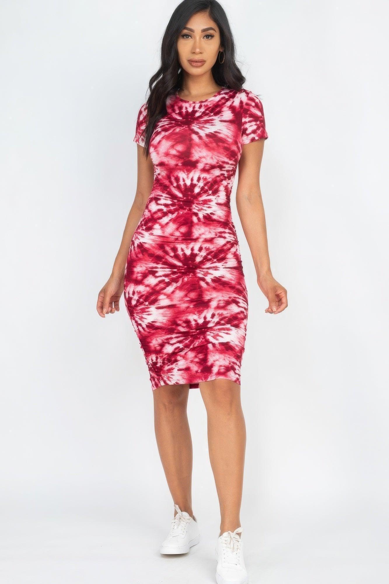 Robe courte moulante imprimée Tie-Dye