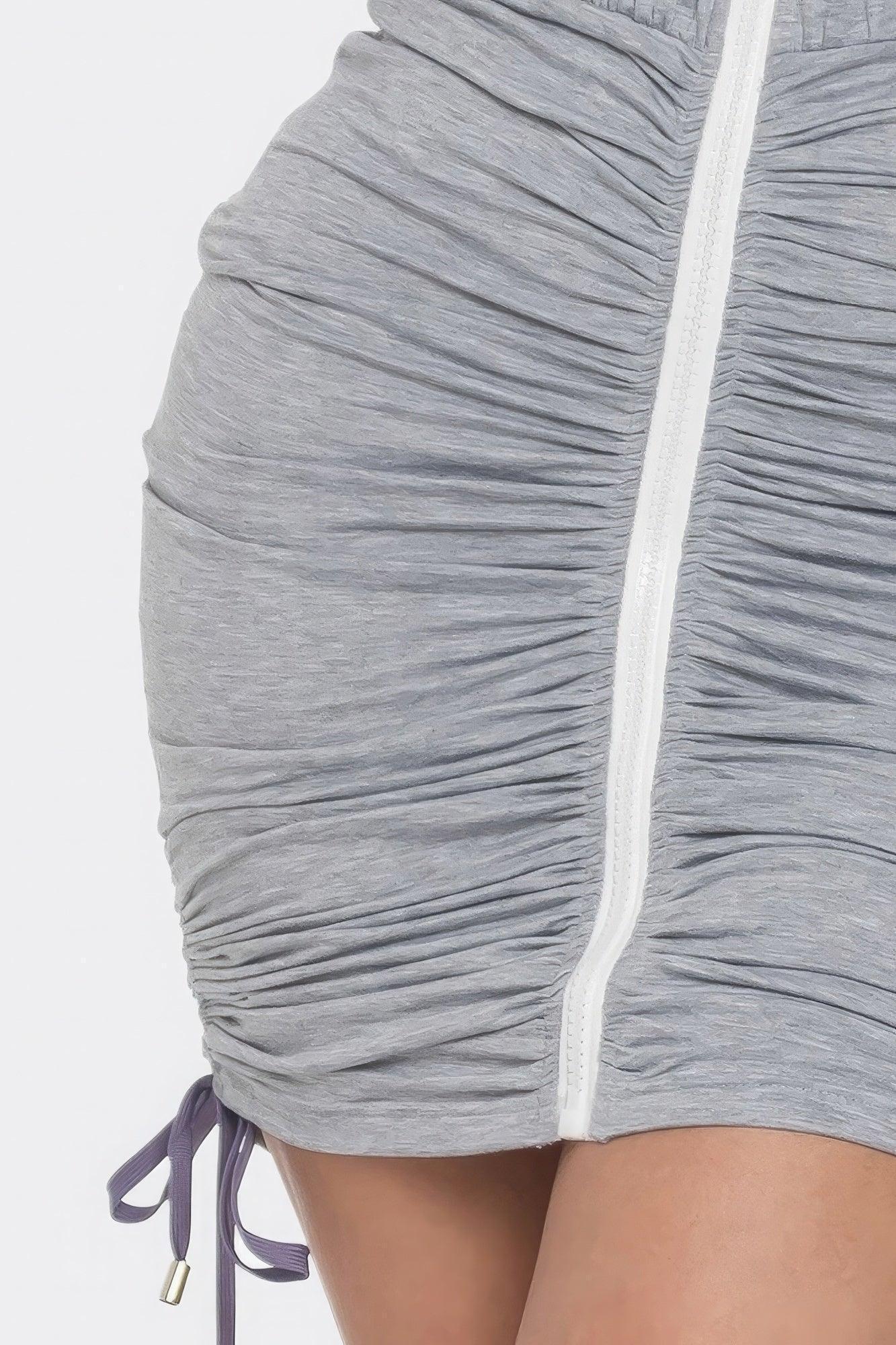 Robe à fermeture éclair détachable