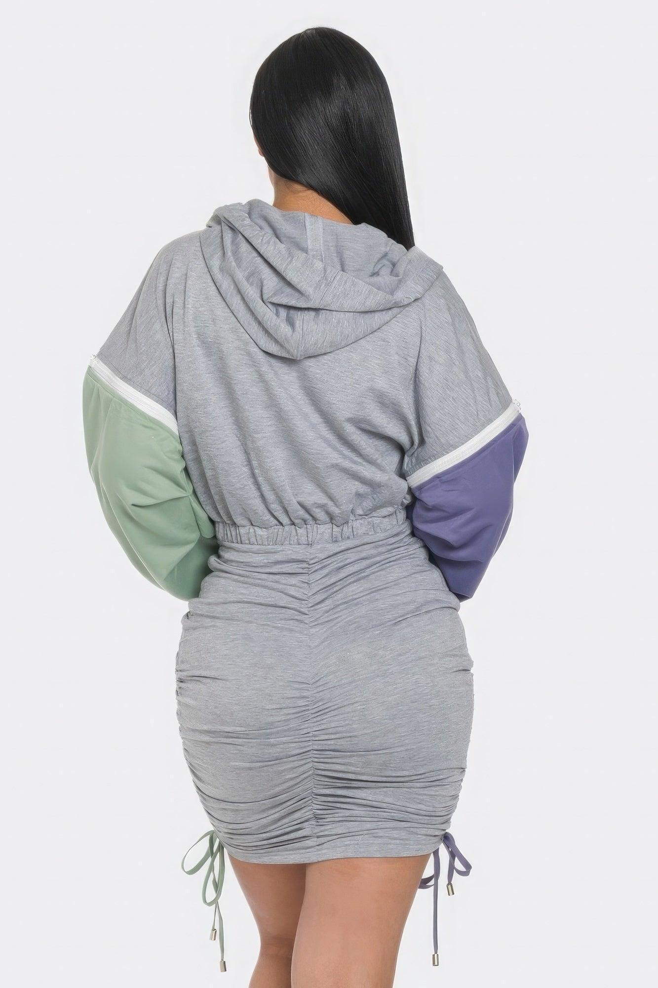 Robe à fermeture éclair détachable