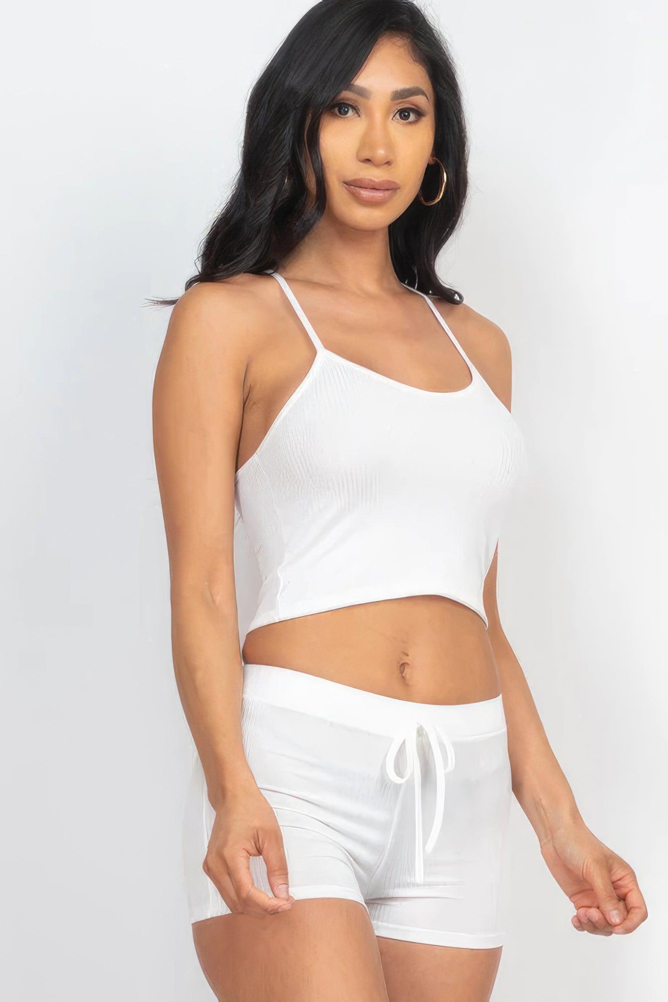 Conjunto top canalé y shorts cortos