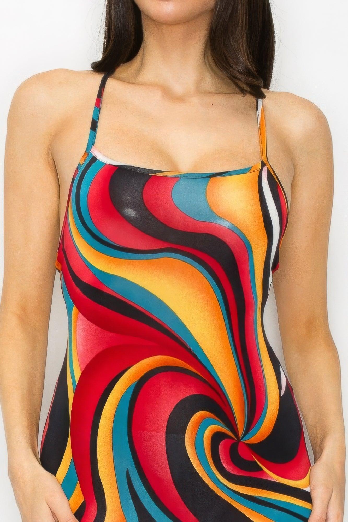 Robe moulante à imprimé marbre croisé