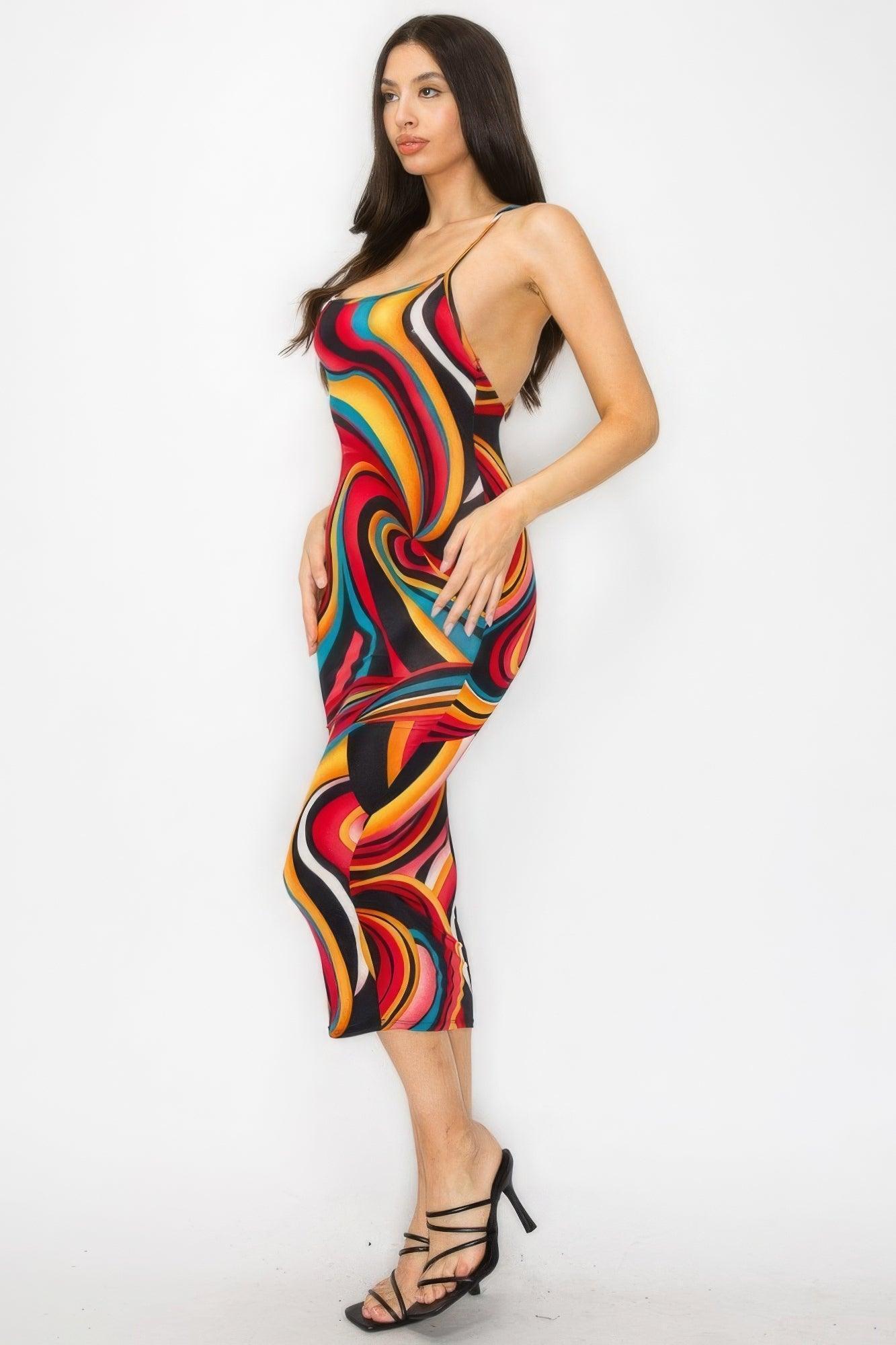 Robe moulante à imprimé marbre croisé