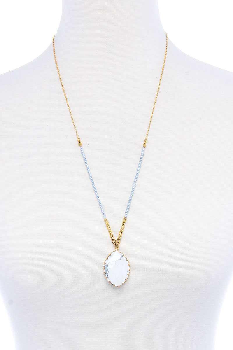 Collier pendentif en perles et en pierre de mode de créateur