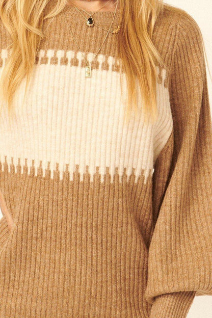Robe pull courte à manches longues en tricot côtelé