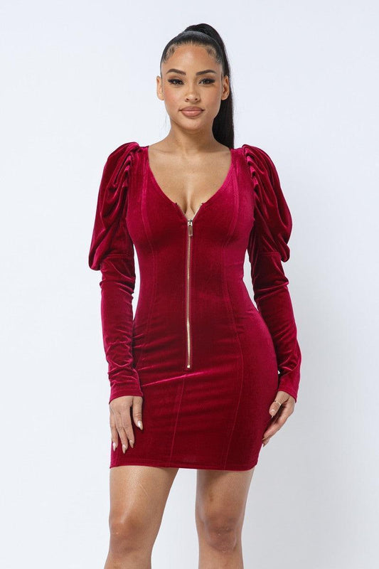 Robe courte plissée en velours