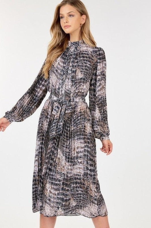 Robe longue plissée à imprimé serpent