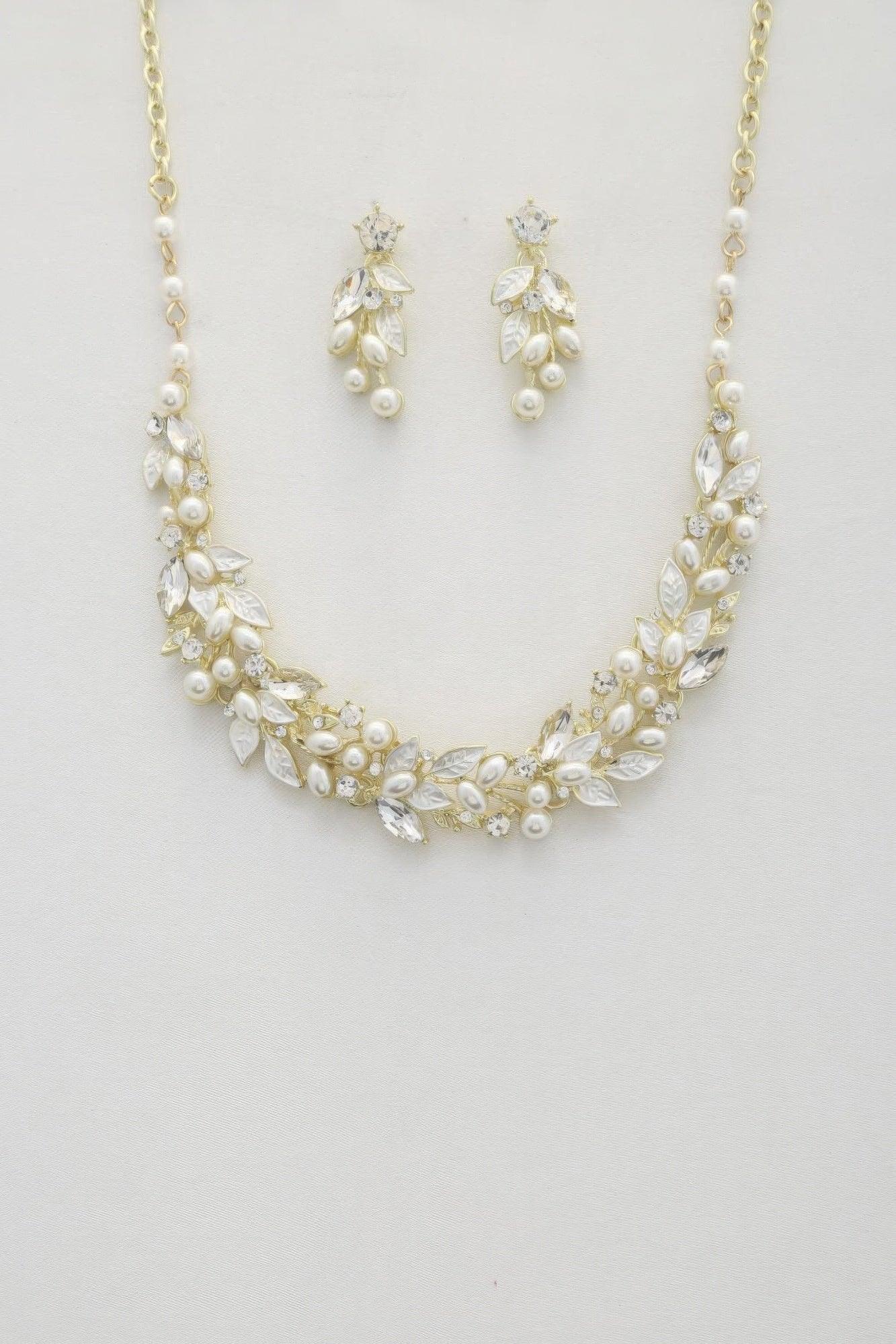 Collier en cristal de perle à motif de feuille