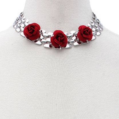 Collier en métal de fleurs Sodajo