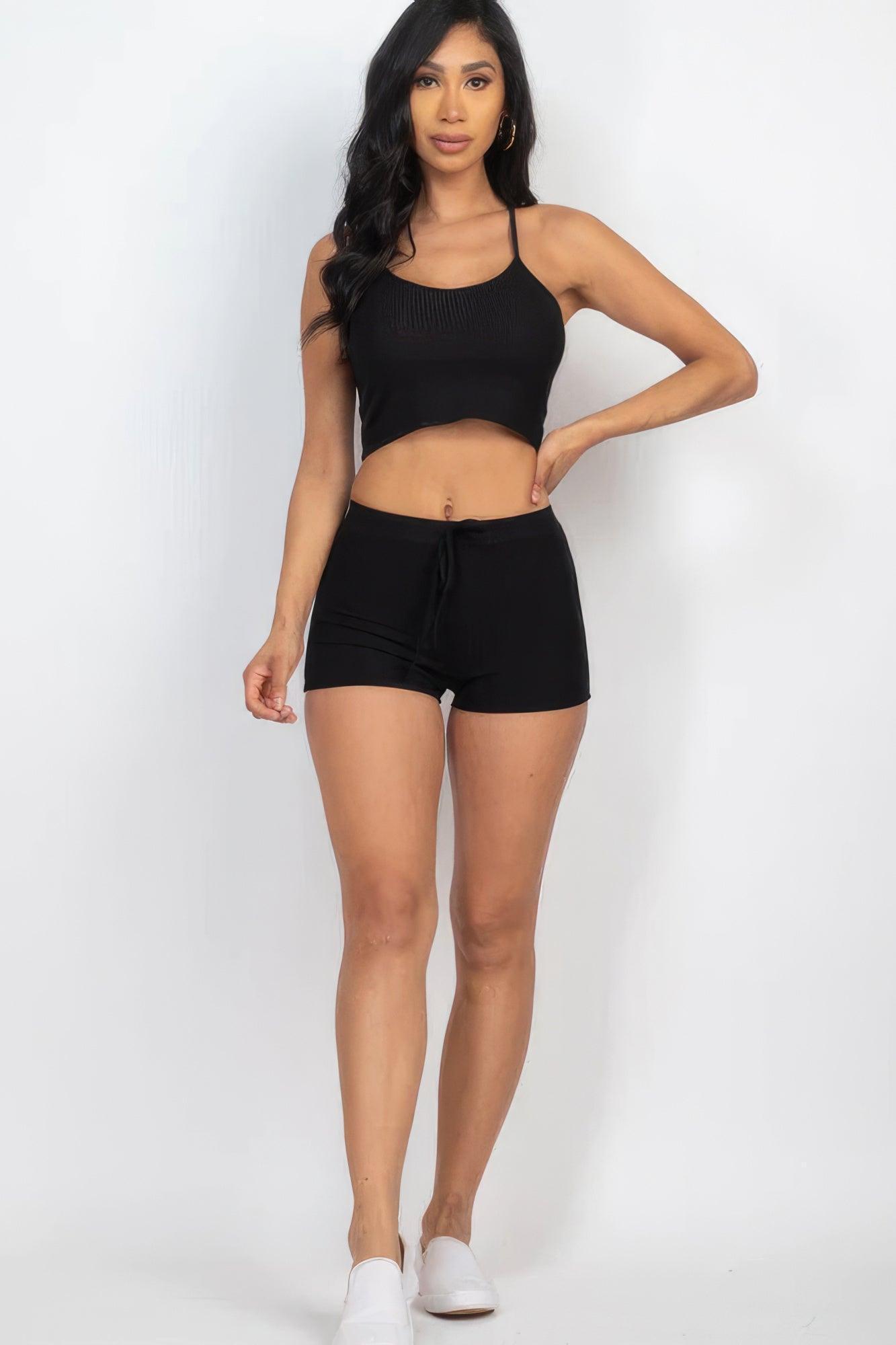 Conjunto top canalé y shorts cortos