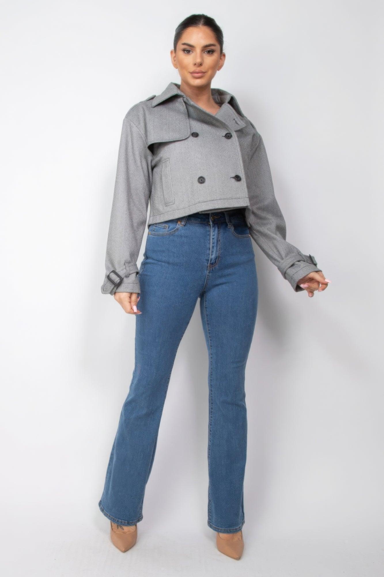 Crop trench-coat à manches bouclées à encoche